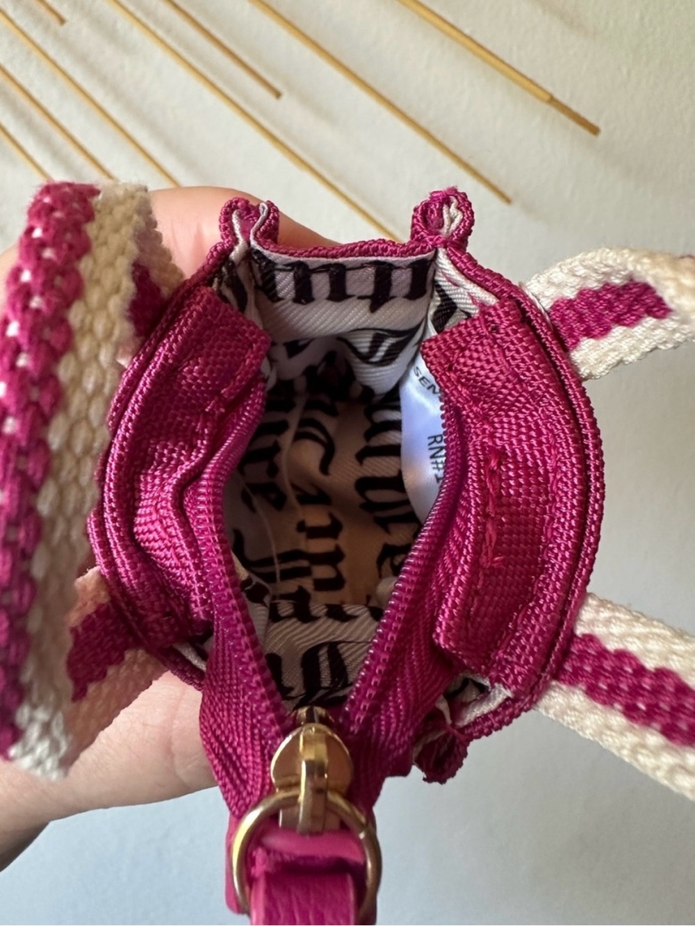 Juicy Couture Pink & White Mini Tote Bag Charm Keychain with Embroidered J NWOT - Picture 5 of 5